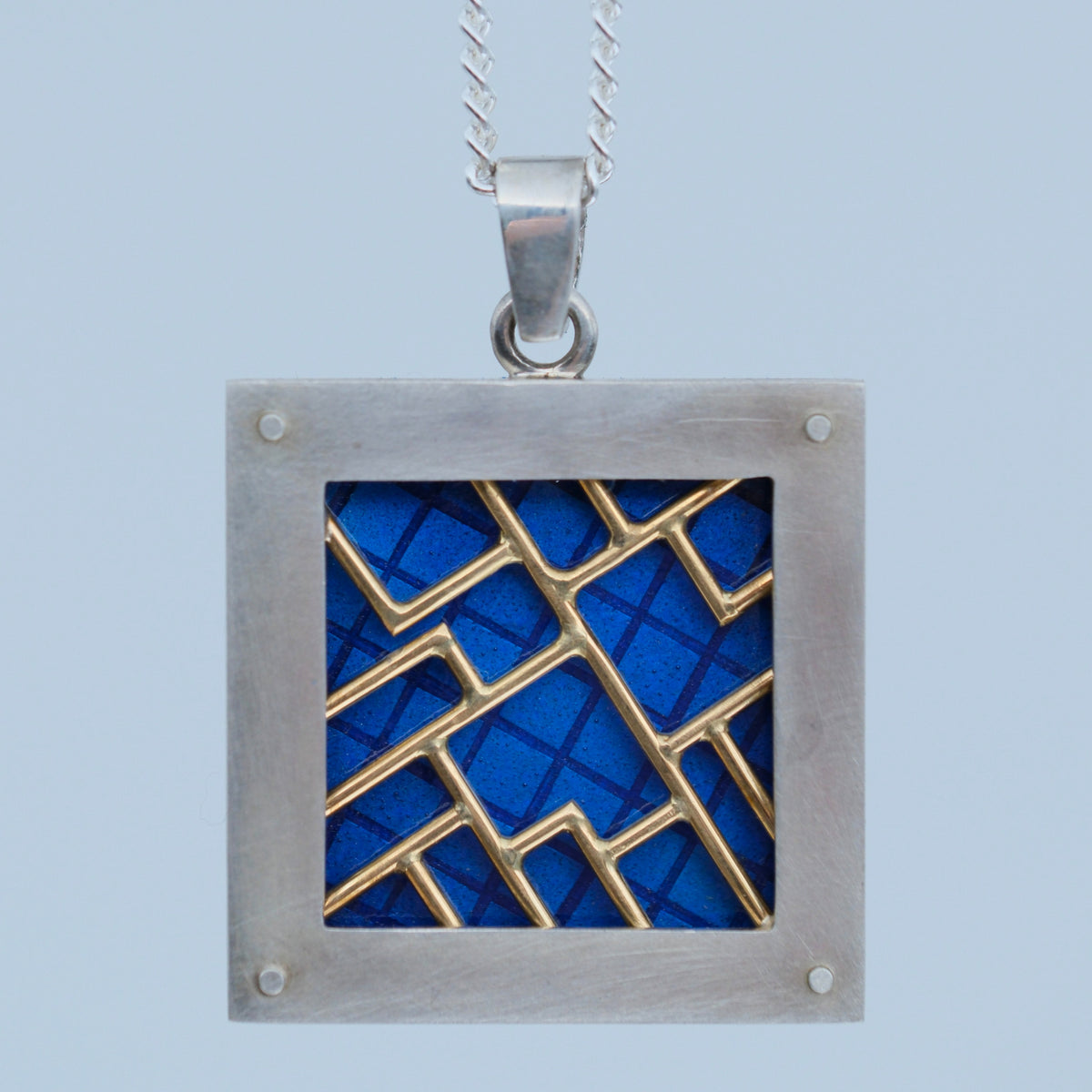 Processor – handmade gold & silver pendant by Matthew Street Jewellery