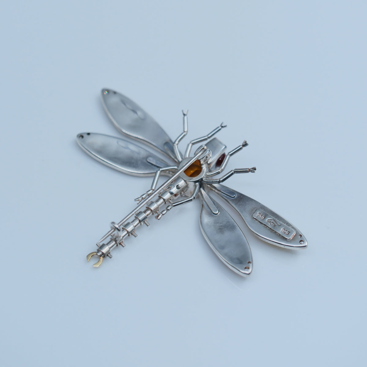 Dragonfly – handmade gold & silver brooch by Matthew Street Jewellery, view 5
